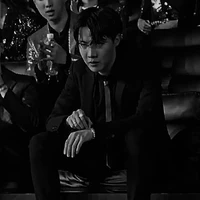 jhope🖕