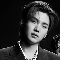 Min Yoongi (Suga)