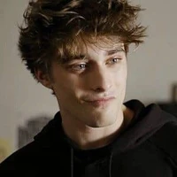 enzo miller(A.P)
