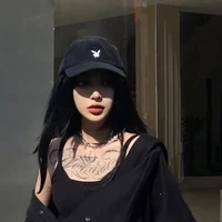 คริส.🤭[เพื่อนนางเอก]