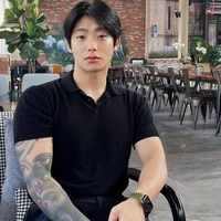 ฉลาม(พระเอก)​