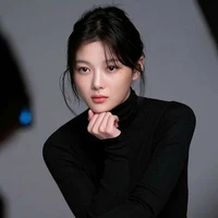 Velicia Kang