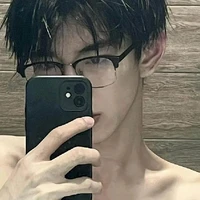 ไมค์(พี่นายเอก)