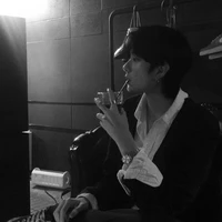 เจ้าจอม|เพื่อนพอ.+มือขวาพอ.