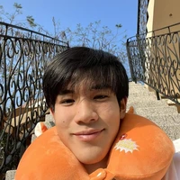 โฟร์โมสต์(นายเอก)