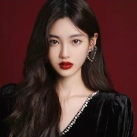 Sarah Miller[Fl&Ml best friend]