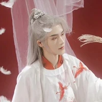 เยว่เฟิงเหยา(หลานพ.อ)​