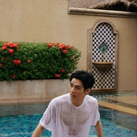 เพื่อนพระเอก:แบ็ค