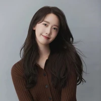 Kim Yoona Lenoir