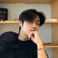 Noah De Luca (Roseanna’s Father)