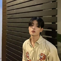 วิน(พี่นางเอก)