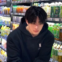 ปลื้ม (เพื่อนพระเอก)