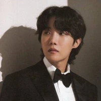 Jhope ( Alpha)
