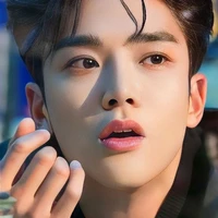 เหนือเมฆ(นายเอก+ไอดอลชื่อดัง)