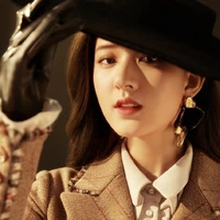 Ny. Lucyanna Axelio (Grandma)