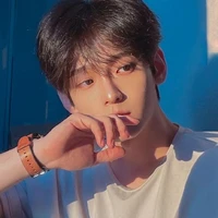 เหนือ[แม่พระเอก]