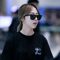 ไอติม(น้องเล็กพระเอก)