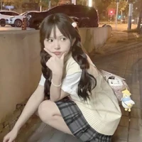 น้ำตาล(นางเอก)