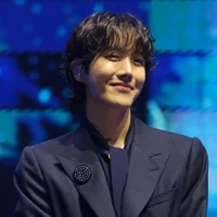 Jung Hoseok ☀️