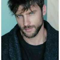 Thomaz (pai da Larissa)