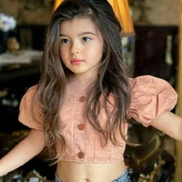Larissa (pequena)