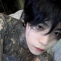 ธีร์🖤(พี่นางเอก)