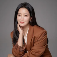 Dara[mamanya Jisoo]