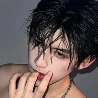 สกาย(พ.อ)💦