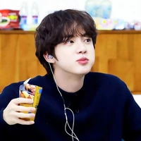 kim seokjin/taehyung mother