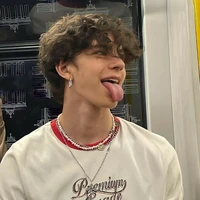 Daniel(17)