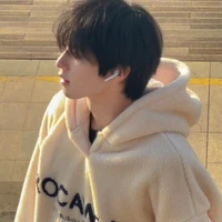 จูเนีย💐เพื่อนน.อ