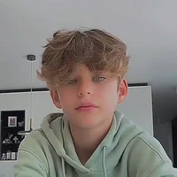 Alexander (13 )