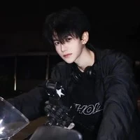 ซิน(มือขวานางเอก)