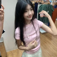 นินิว