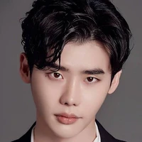 Lee jong suk/ML dad