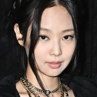 Park Jenny (Sara Mother)
