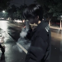 อเล็กซ์<พระเอก>ตระกูลดวงดาวสีดำ