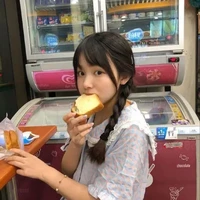 Iris🍓(ตอนเด็ก)