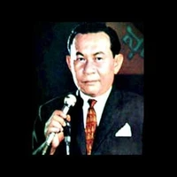 วินัย จุลบุษปะ