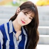 min shin -hye /taehyung mother