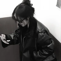อลิซ[พ.พ.​อ]​