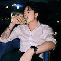 สกาย (พ่อ ไคร์)
