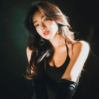 Yun hee (elder sister)