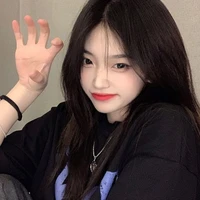 วีวี่(เพื่อนนางเอก)