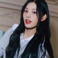 Calista Hanna B.:Tangan kanan Adel