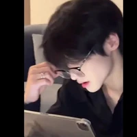 เเทนพี่นายร้าย(พี่.น.อ)