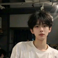 คินน์(พระเอก)