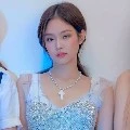 JENNIE
