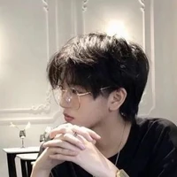 ออกัส(เวกัสปลอมตัว+ใส่แว่น)👓