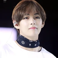 Kim Taehyung (20)